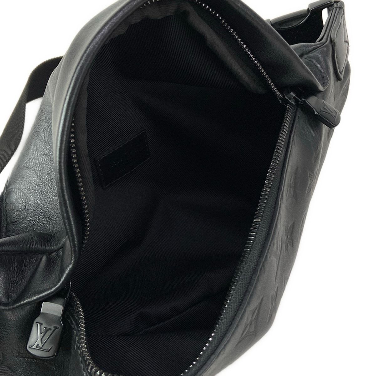 Louis Vuitton Waist Pouch Monogram Shadow Discovery Bum Bag PM Noir Leather — view 7