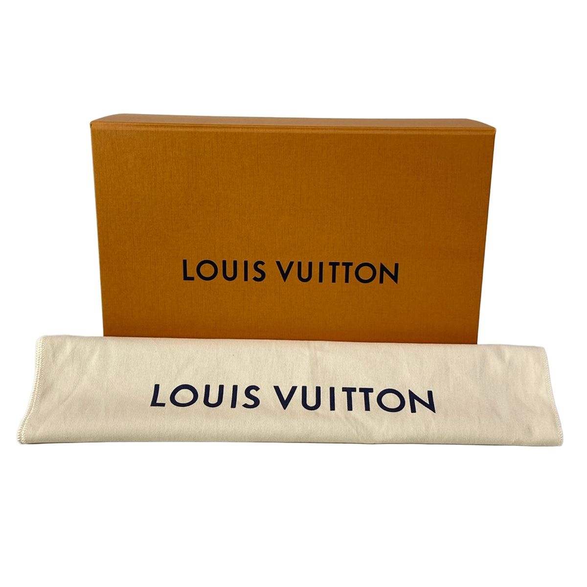 Louis Vuitton Waist Pouch Monogram Shadow Discovery Bum Bag PM Noir Leather — view 8