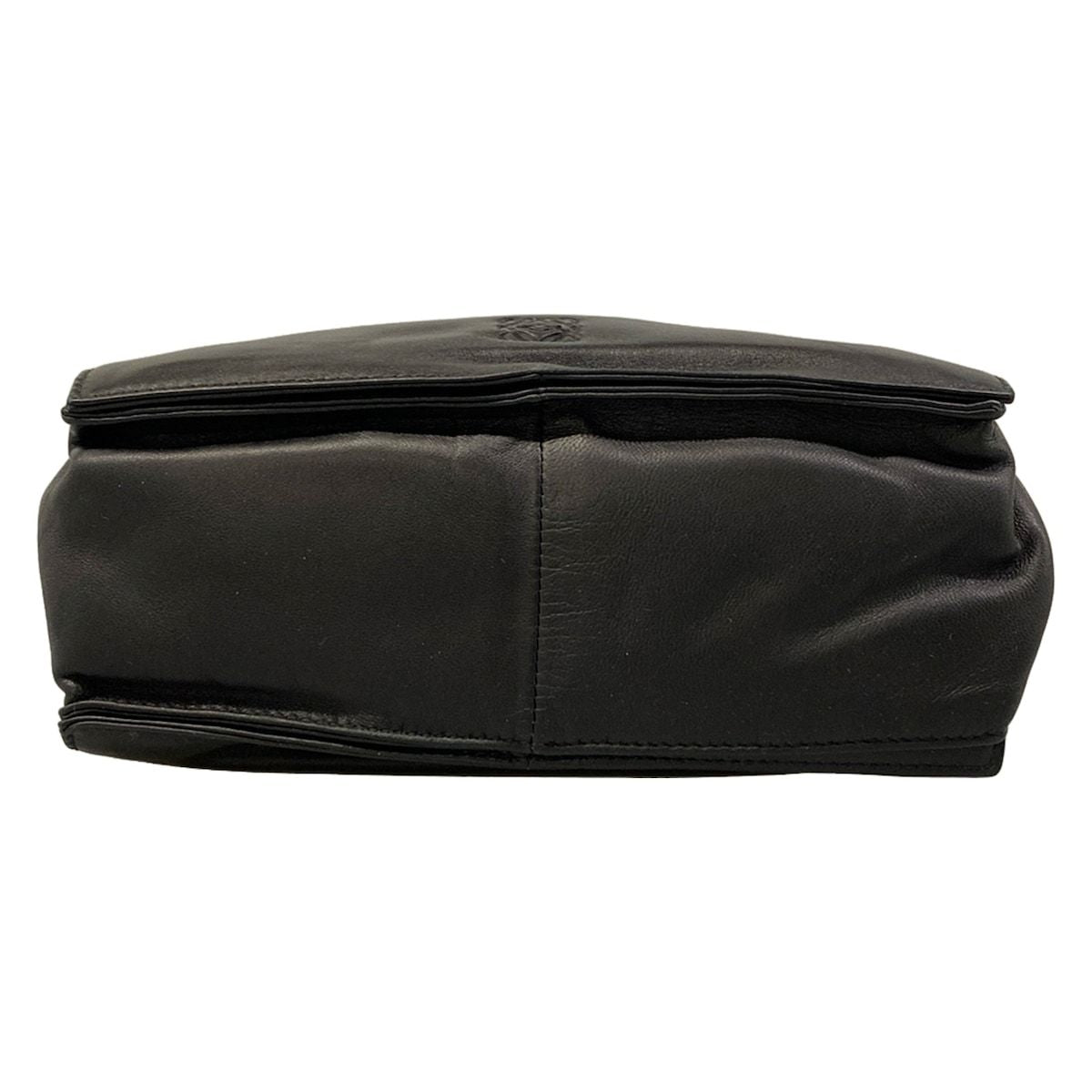 Loewe Shoulder Bag Flamenco 22 Black Drawstring Leather — view 5