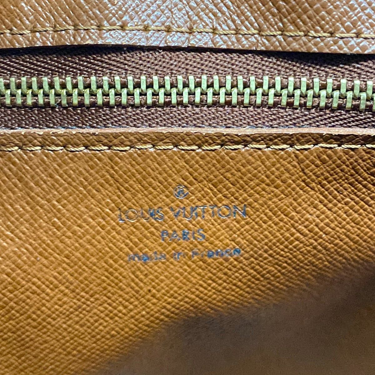 Louis Vuitton Shoulder Bag Monogram Trocadero 27 — view 8