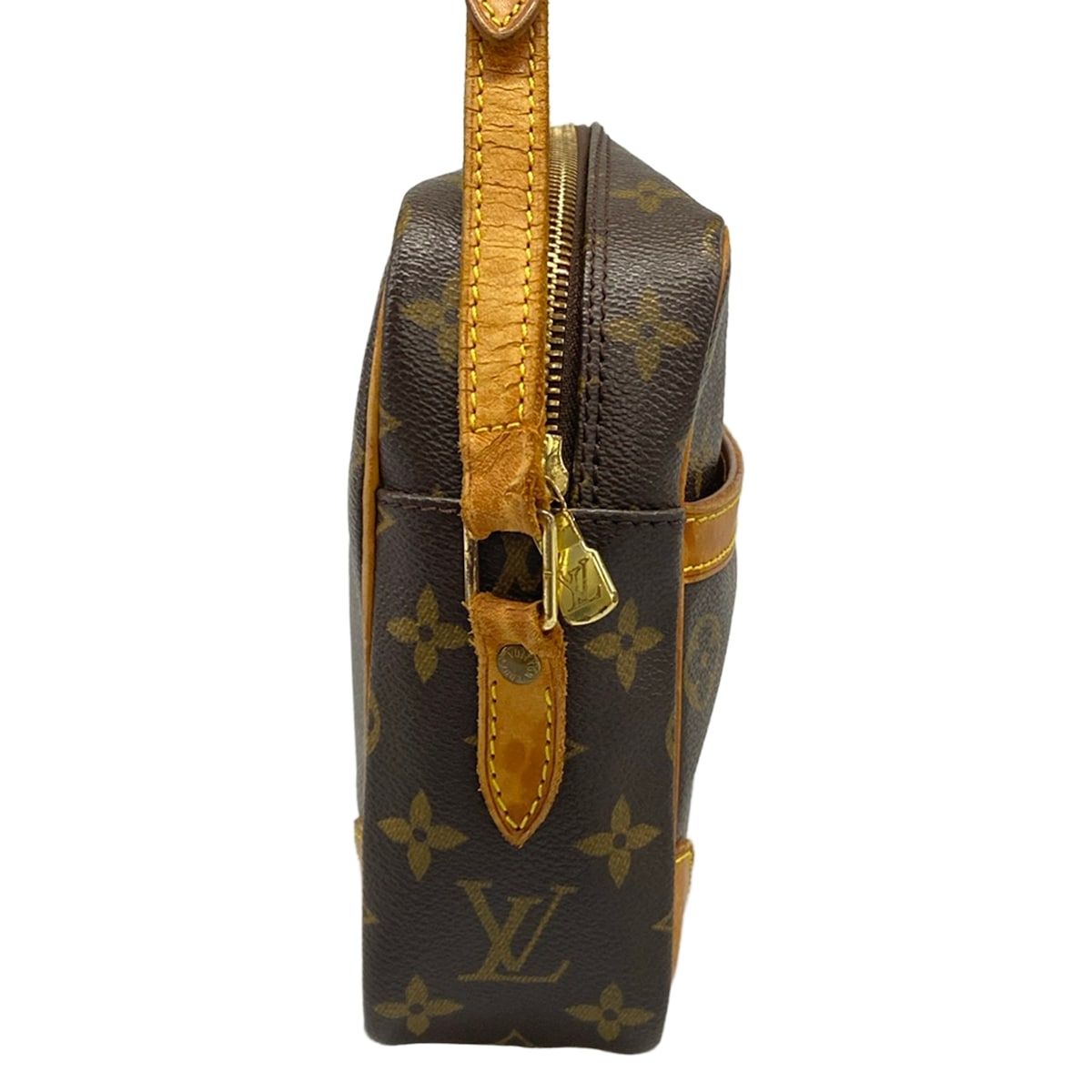 Louis Vuitton Shoulder Bag Monogram Trocadero 27 — view 2
