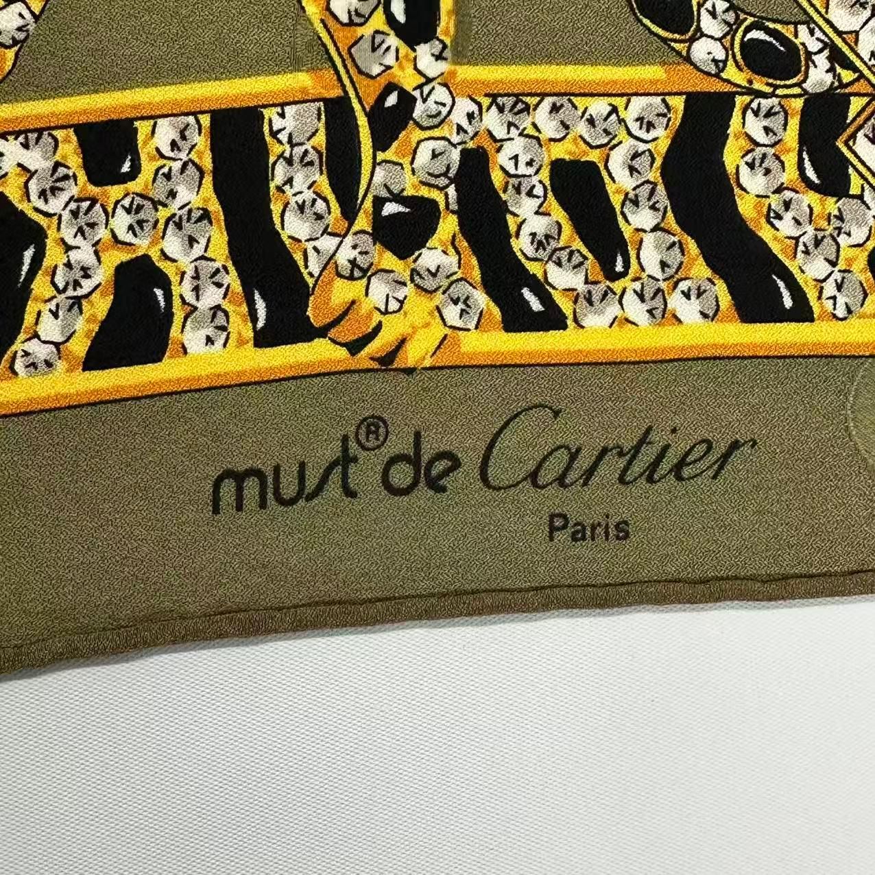 Cartier Scarf Silk Must de Cartier Animal Pattern Green — view 7
