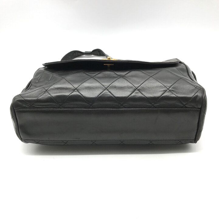 Chanel CC Logo Quilted Lambskin Leather Fringe Shoulder Bag Crossbody Black — view 4