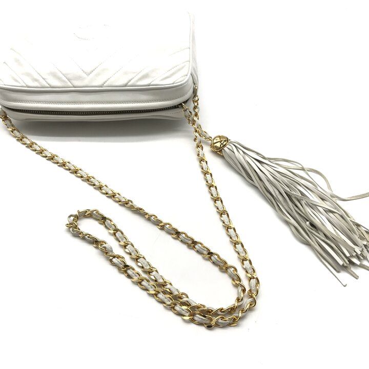 Chanel CC Logo Quilted Lambskin Leather Fringe Chain Shoulder Bag White — view 7