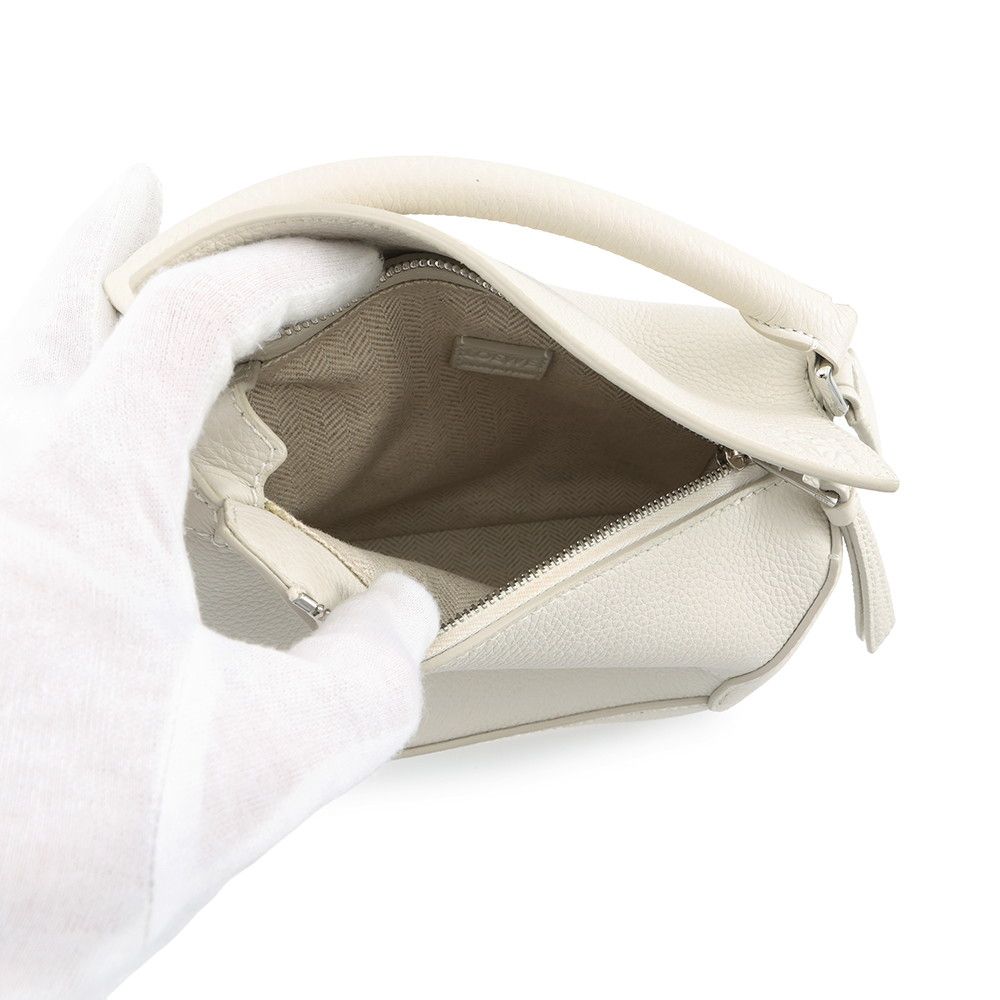 Loewe Puzzle Mini Calf Leather 2-Way Shoulder Bag White — view 6