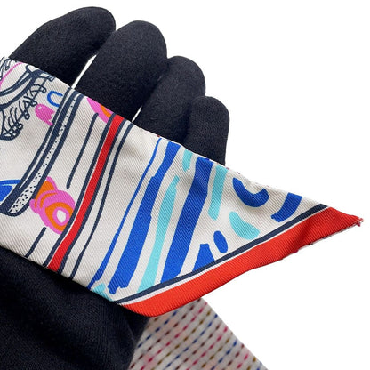 Hermes Scarf Twill Twins Freely en Liberte Silk — view 5