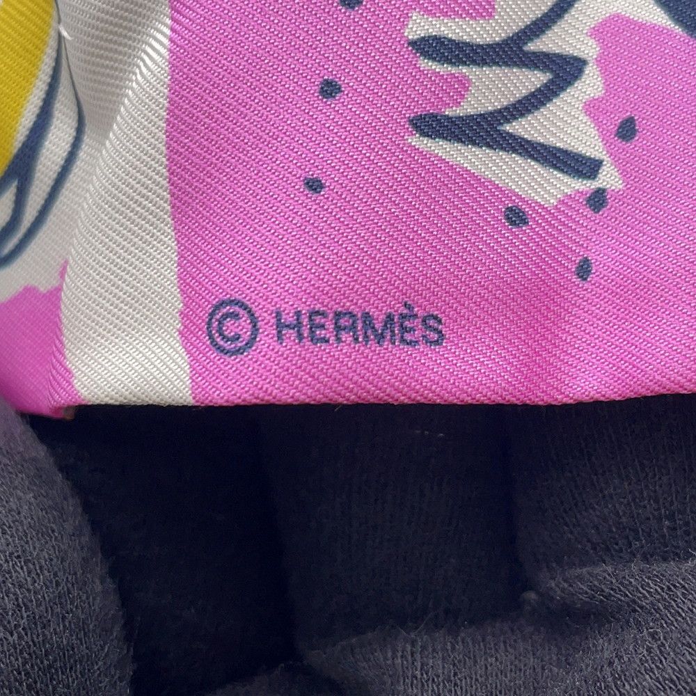 Hermes Scarf Twill Twins Freely en Liberte Silk — view 7