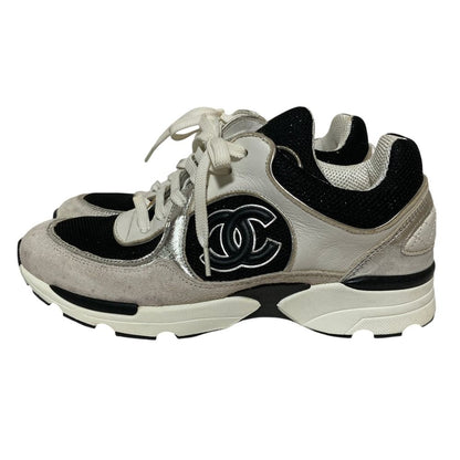 Chanel CC Logo Suede Leather Mesh Sneakers 36 Black White — view 2