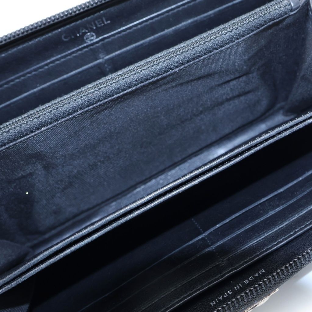 Chanel Zip Around Wallet Lambskin Silver — view 4