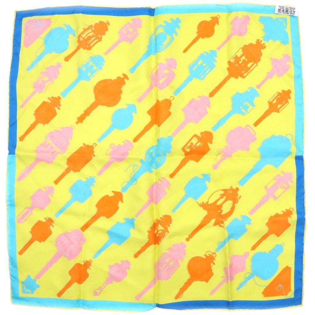 Hermes Merveilleuses Lanternes Carre 40 Silk Scarf Yellow — view 2