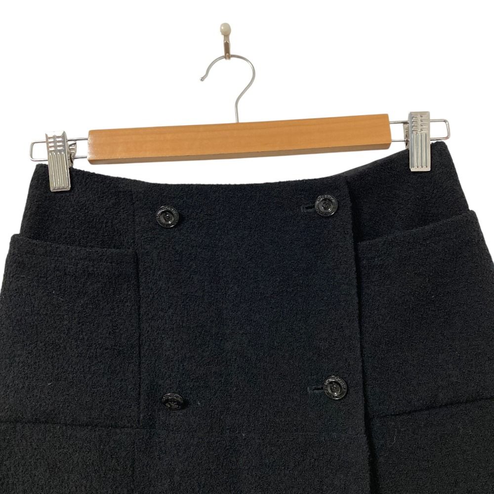 Chanel 07c CC Logo Button Tweed Skirt 34 Black — view 3