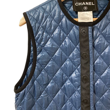 Chanel CC Logo Button Quilted Vest Gilet 38 Navy — view 5