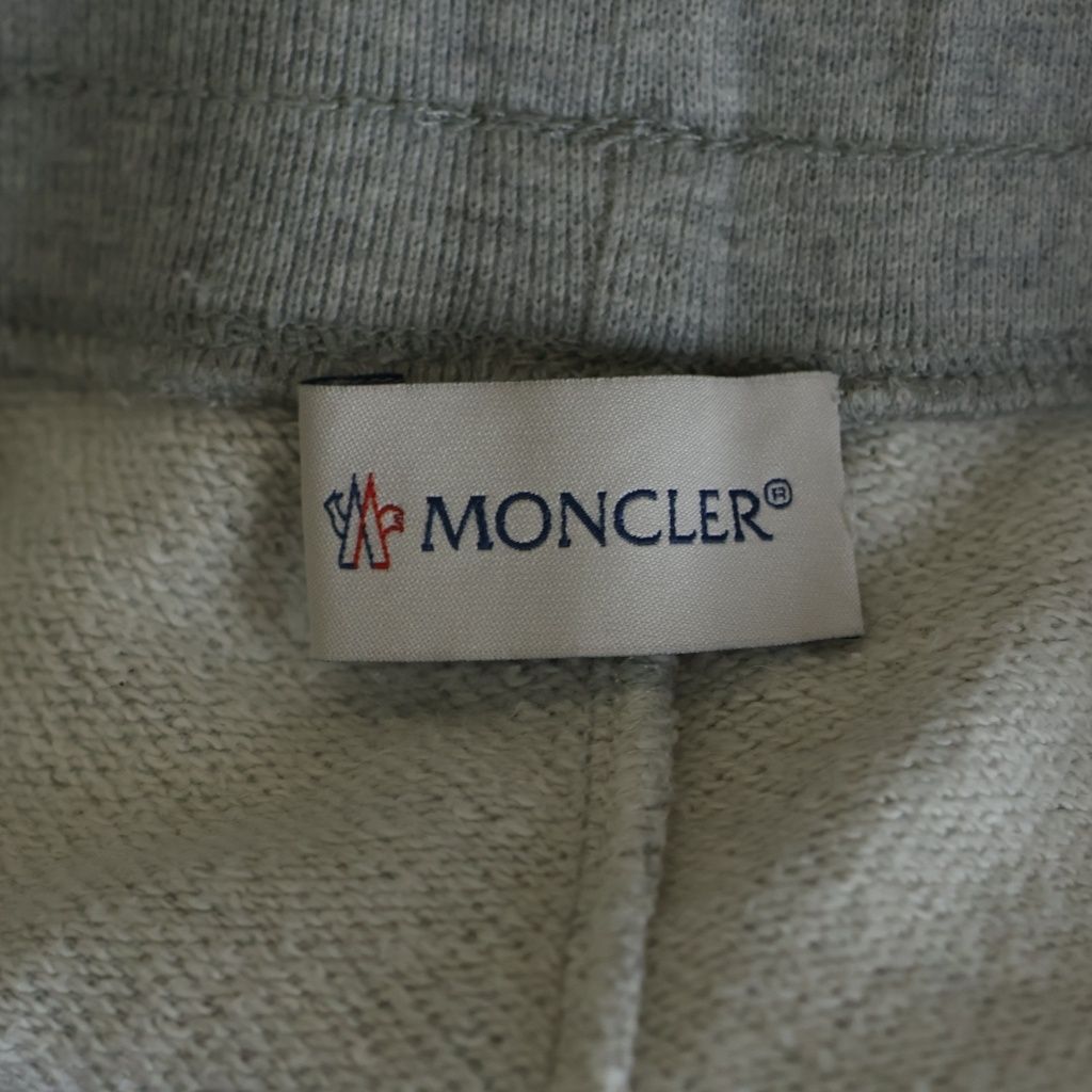 Moncler Pantalone Corto Shorts Pants Gray — view 7