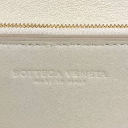 Bottega Veneta the Classic Shoulder Bag Leather — view 6