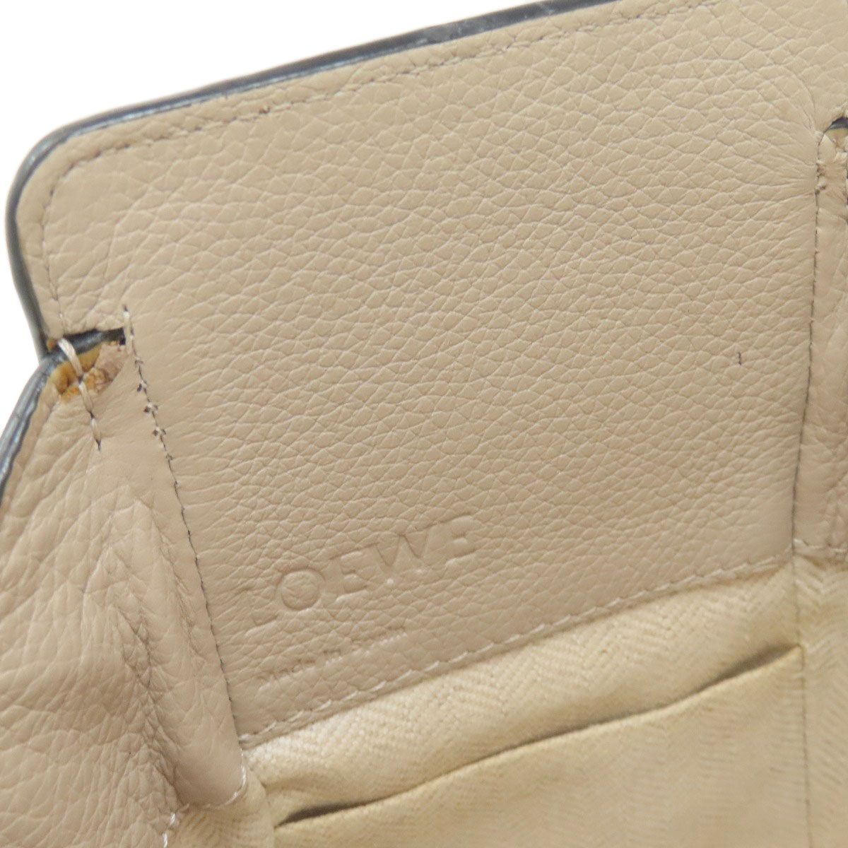 Loewe Hammock Mini 2-Way Handbag Calf — view 8