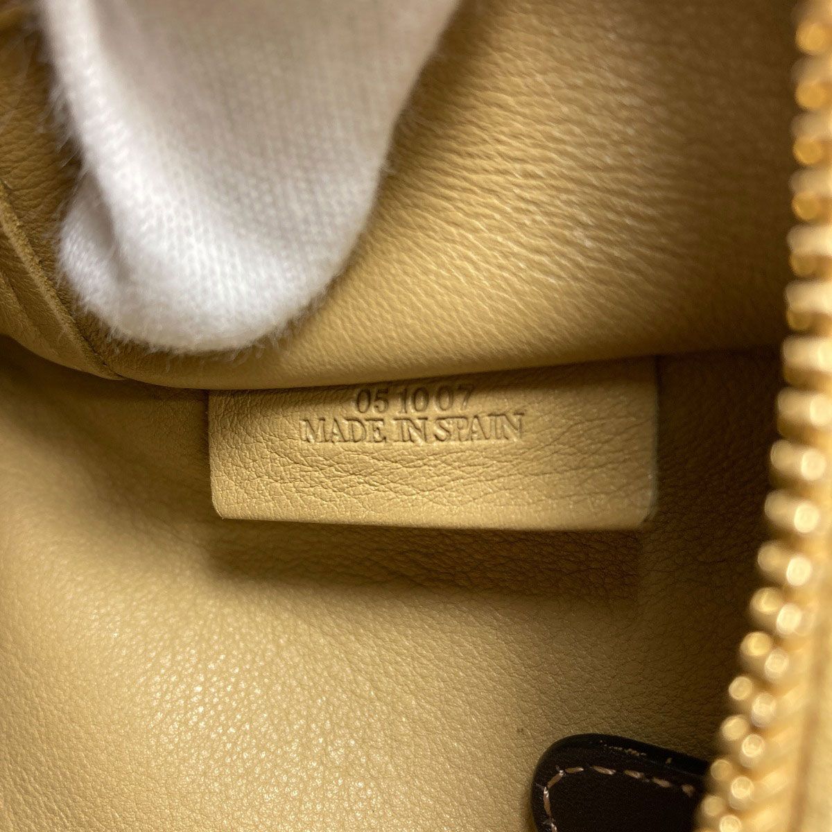 Loewe Amazona Handbag Suede Calf — view 7