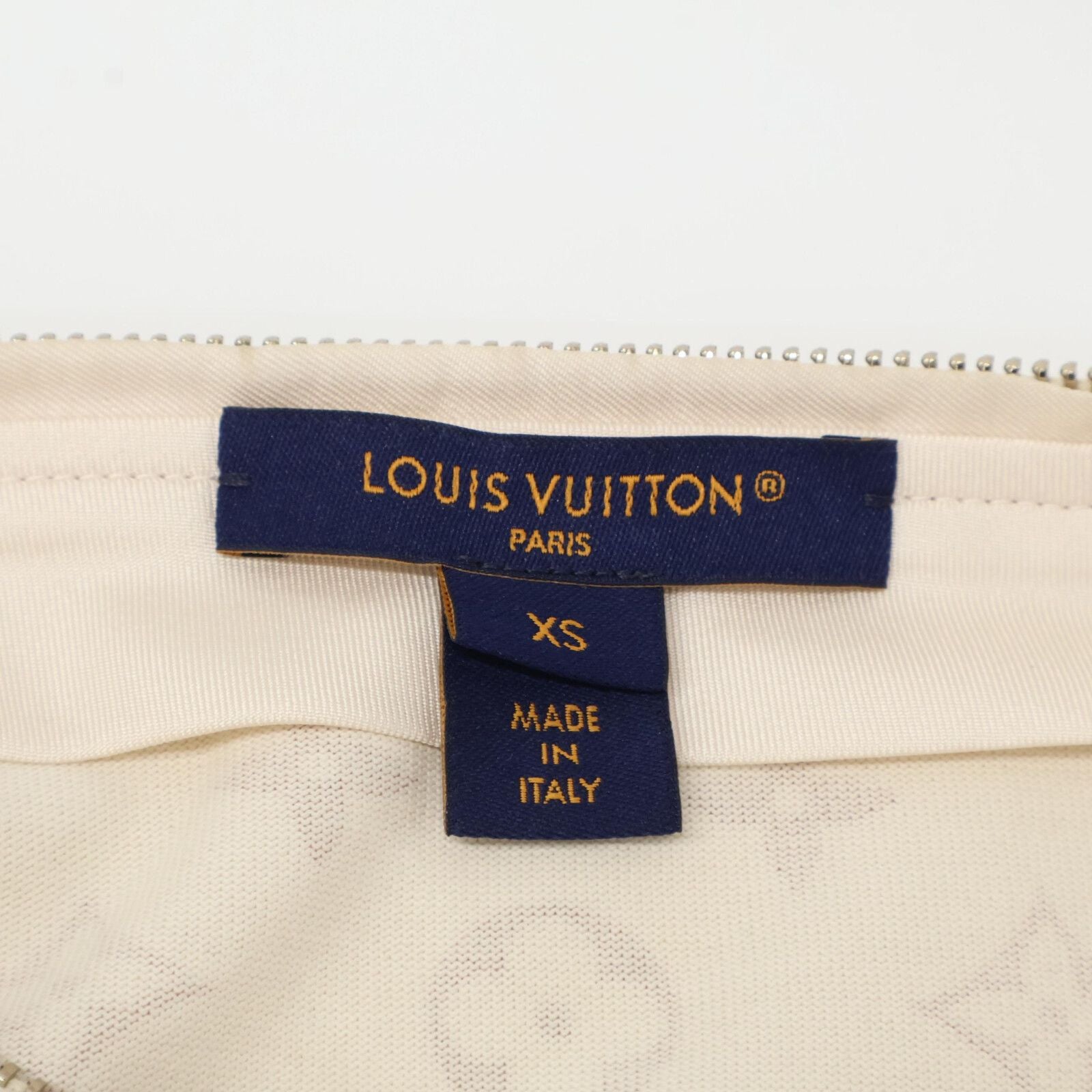 Louis Vuitton Beige Monogram Zip T-Shirt XS — view 3