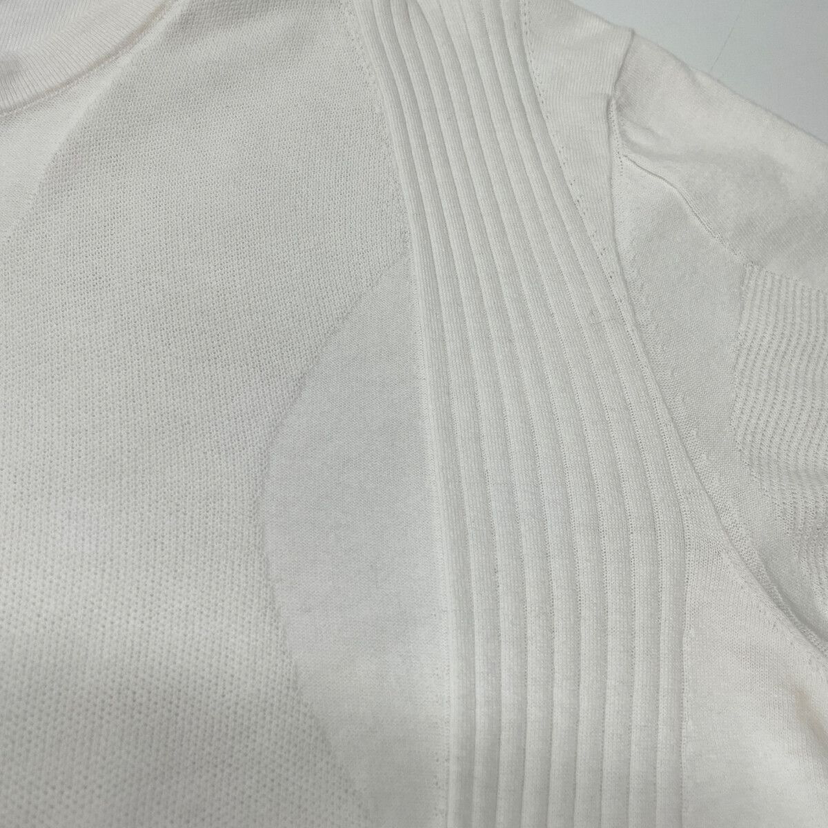 Hermes White Wave Embossed Half Sleeve Pullover Knit Sweater — view 6