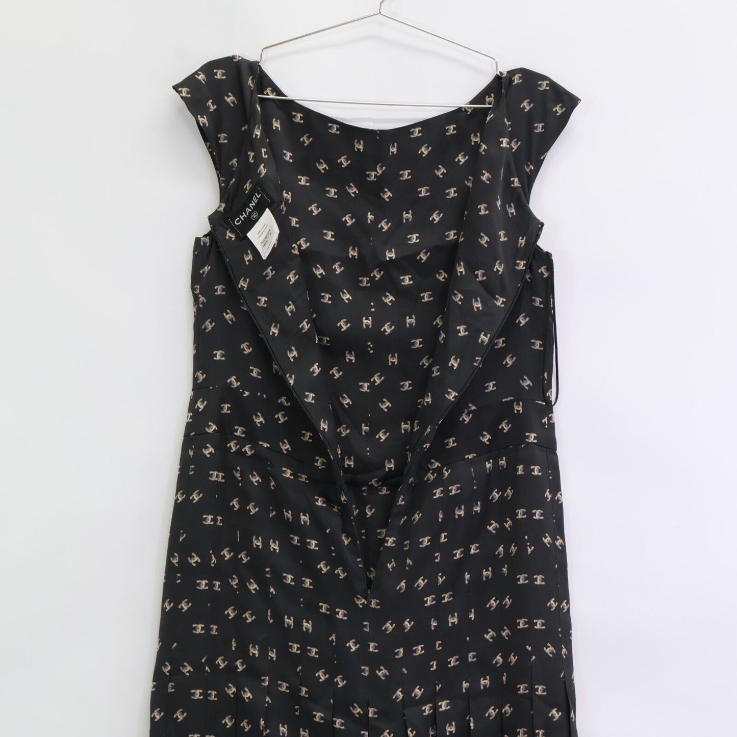 Chanel CC Logo Allover Silk 100% Sleeveless 38 Dress — view 6