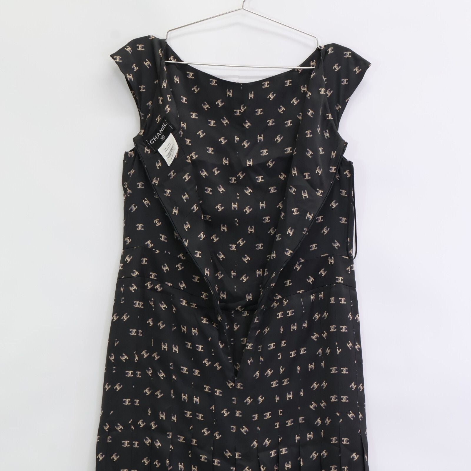 Chanel CC Logo Allover Silk 100% Sleeveless 38 Dress — view 6