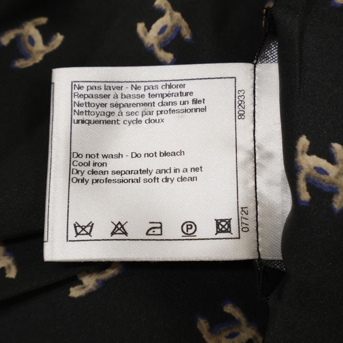 Chanel CC Logo Allover Silk 100% Sleeveless 38 Dress — view 9