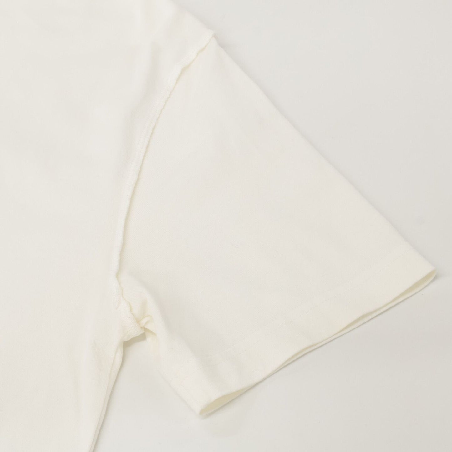 Louis Vuitton Floating Print T-Shirt — view 6