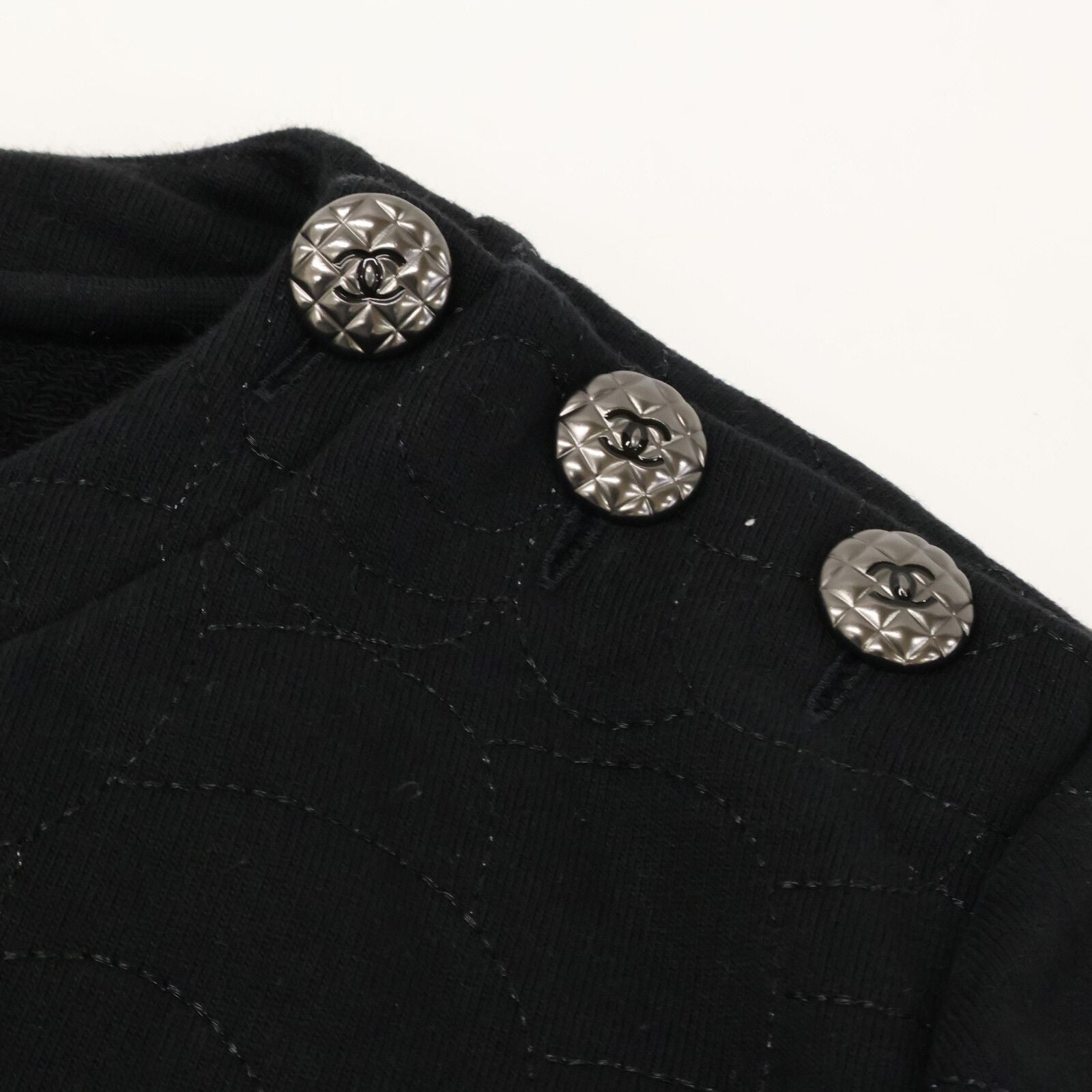 Chanel CC Logo Button Camellia Embroidery Sweatshirt Shirt 40 — view 7
