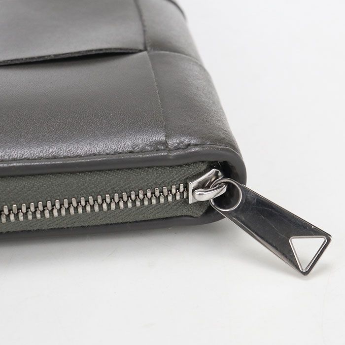 Bottega Veneta Zip Around Wallet Cassette Calf — view 7