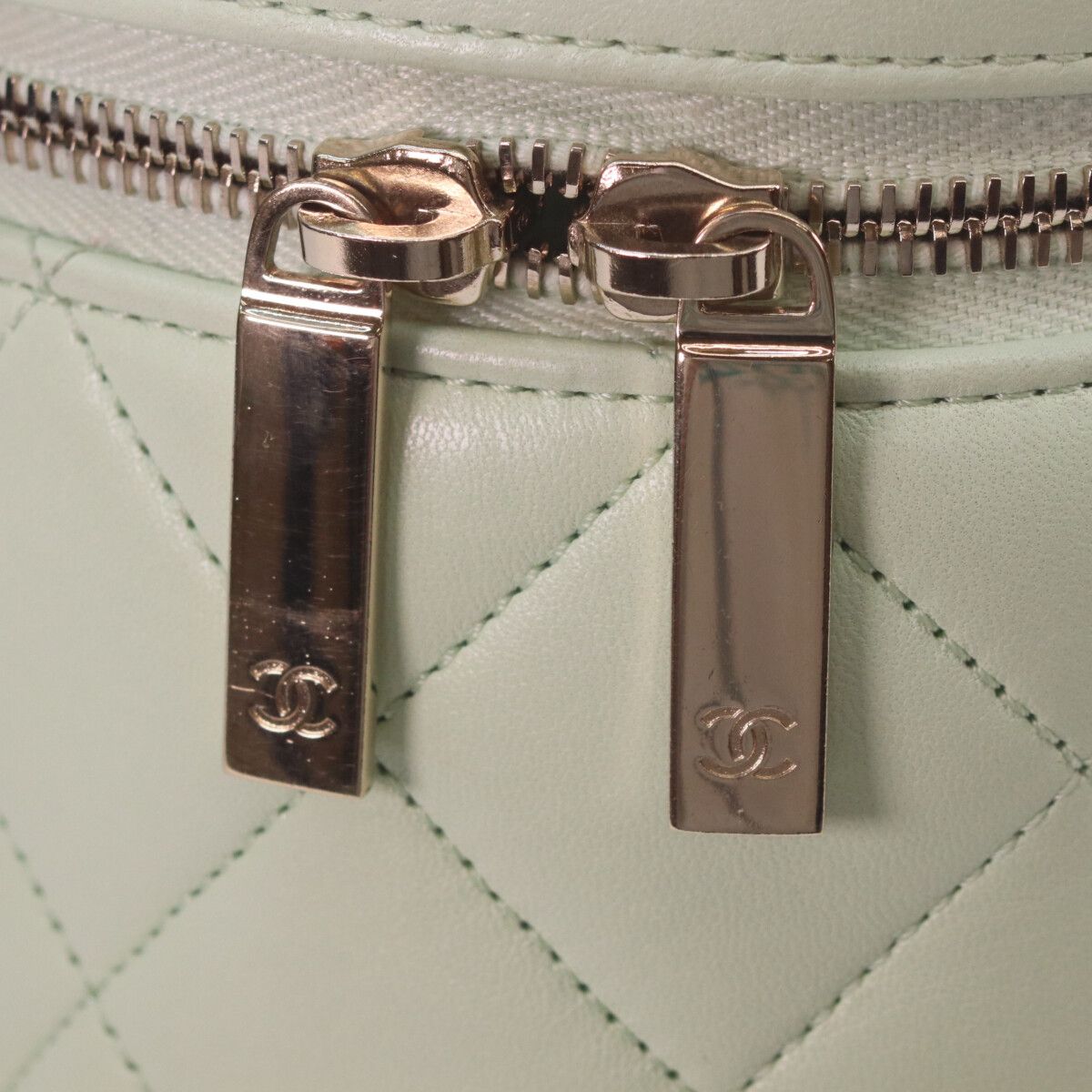 Chanel Lime Green Gold Lamb Trendy CC 2-Way Vanity — view 8