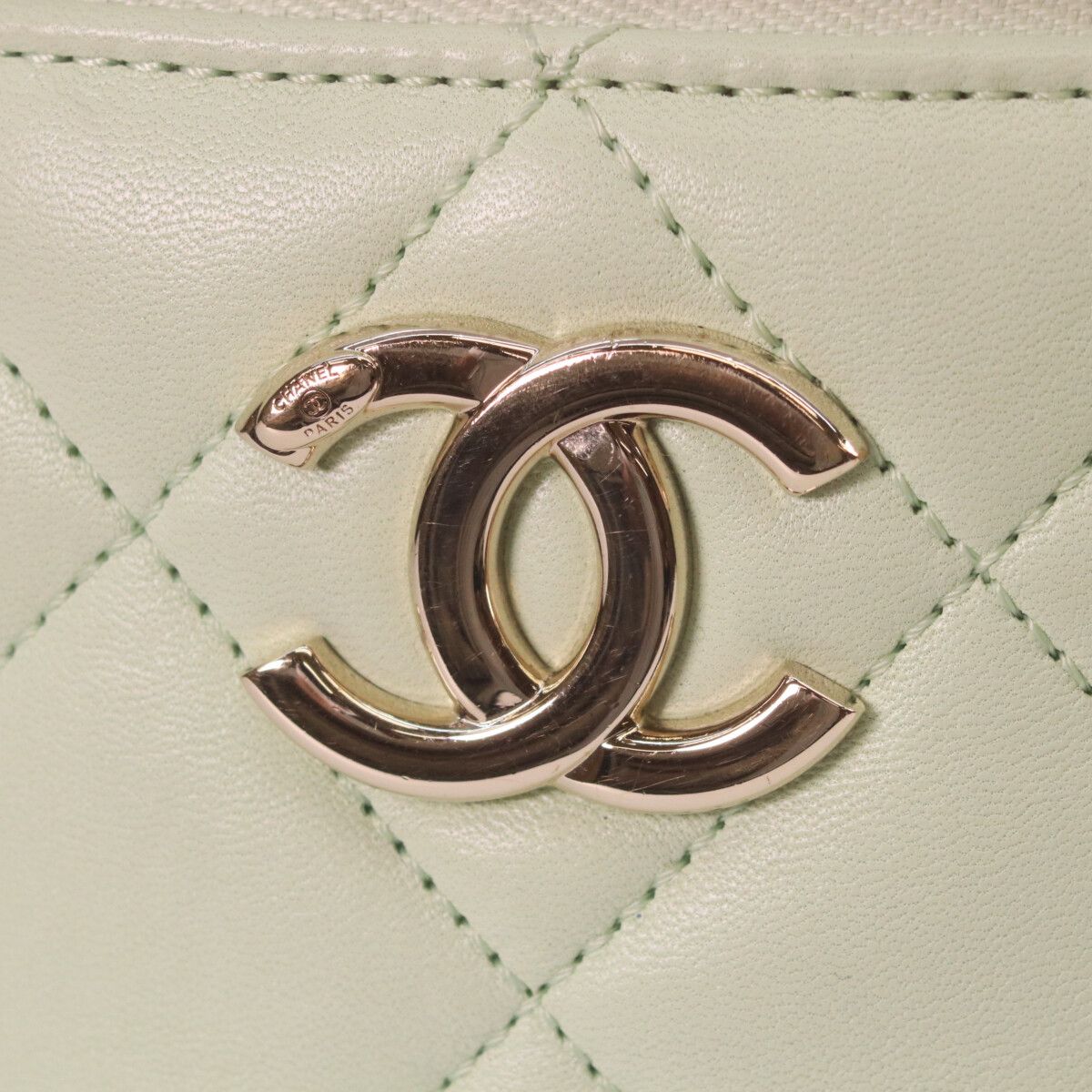 Chanel Lime Green Gold Lamb Trendy CC 2-Way Vanity — view 6