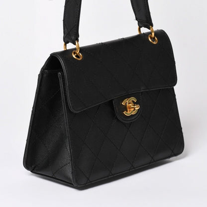 Chanel Quilted Bag CC Logo Caviar Leather Black Gold — view 3