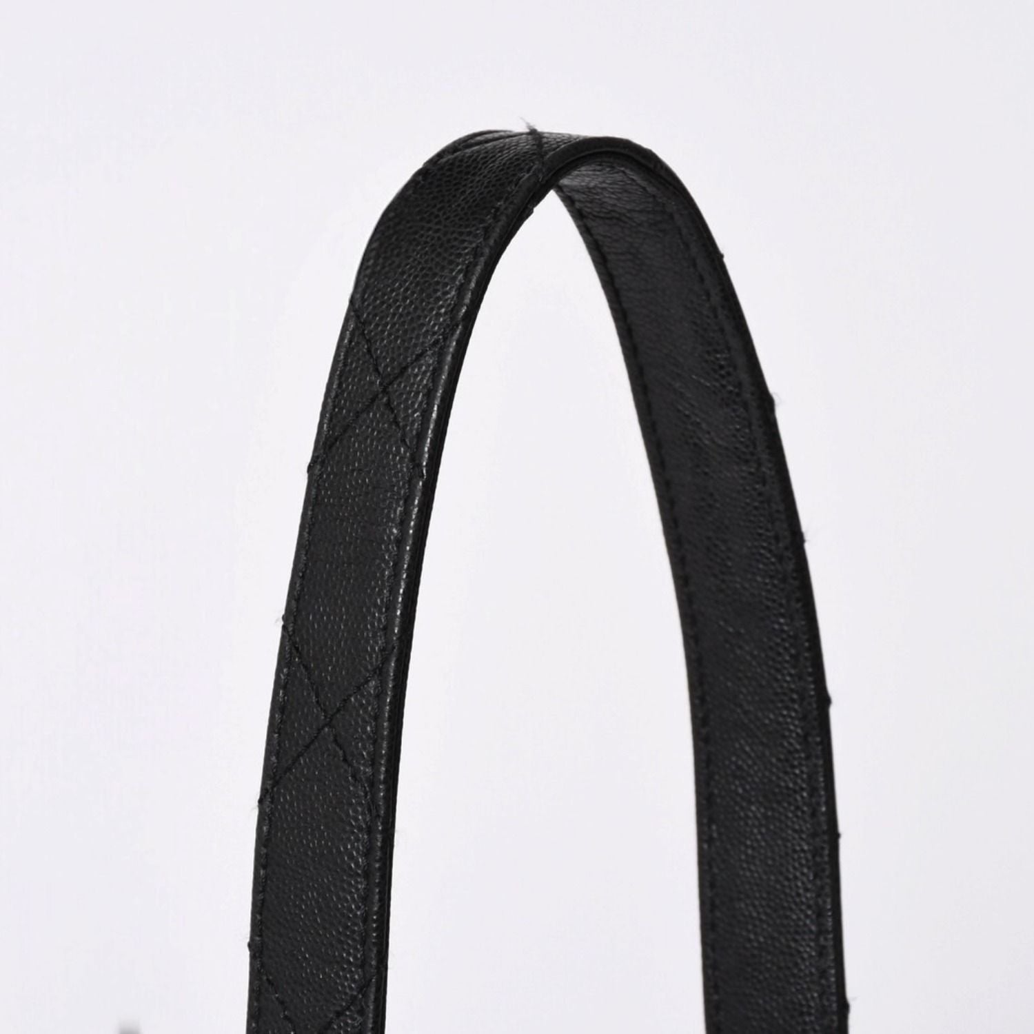 Chanel Quilted Bag CC Logo Caviar Leather Black Gold — view 4
