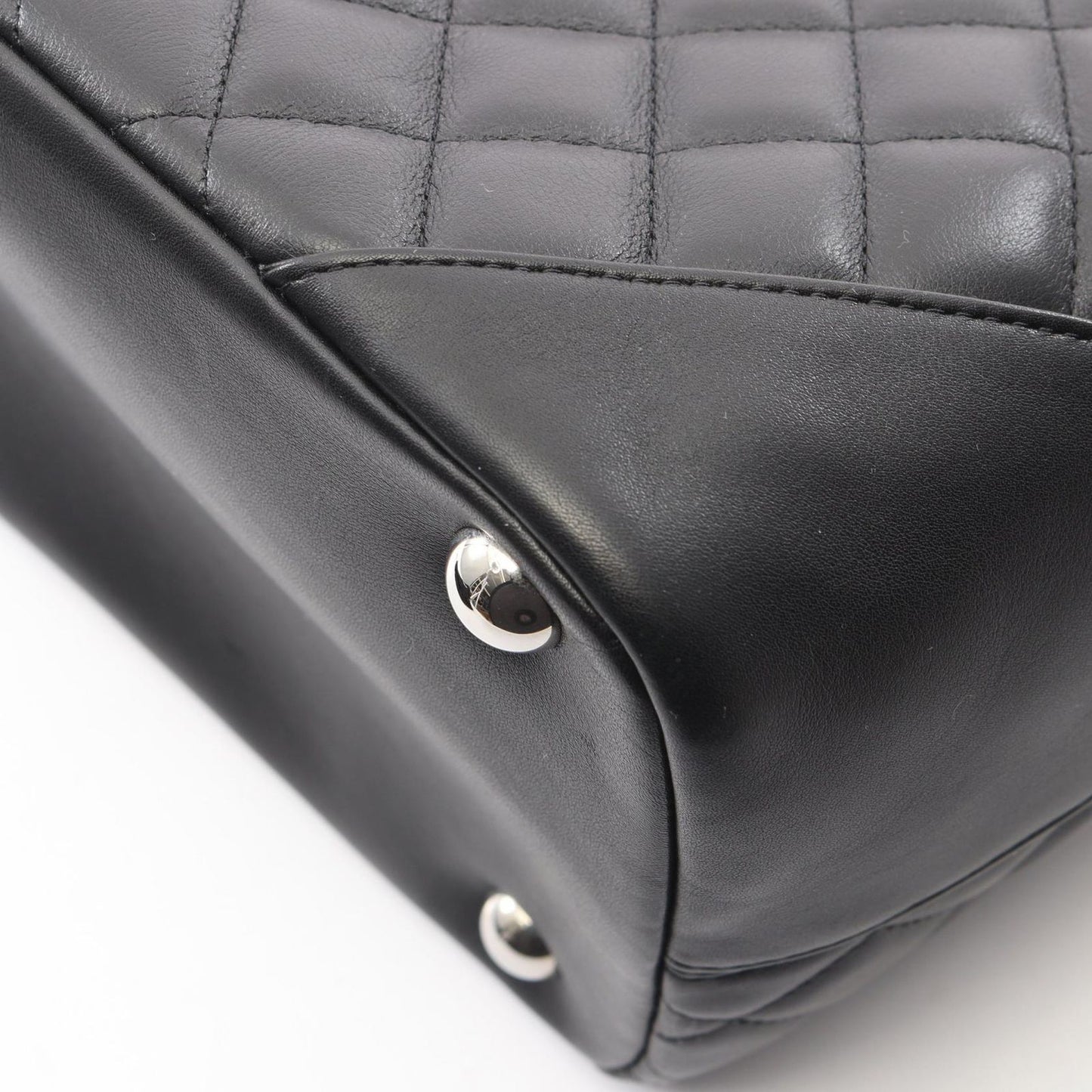 Chanel Tote Cambon Line Large Black Enamel Leather Patent — view 7