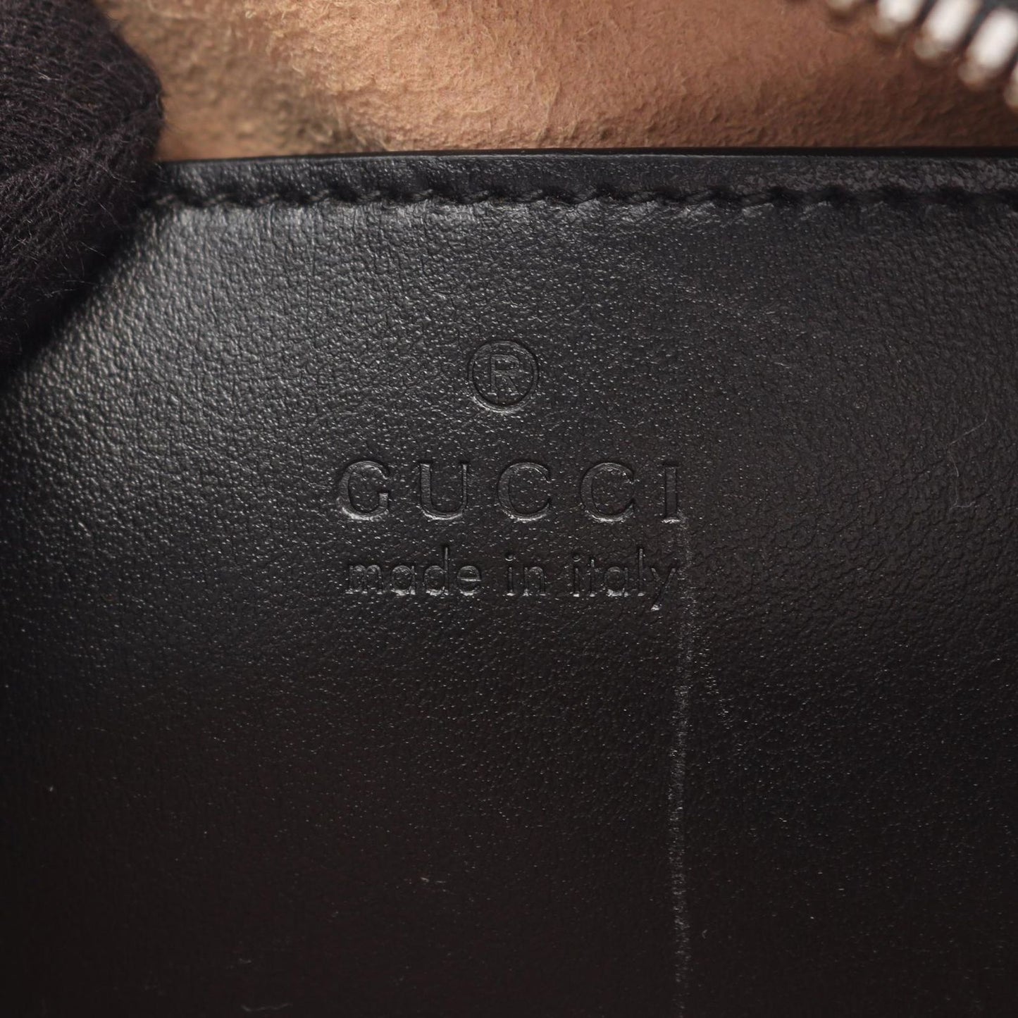 Gucci Shoulder Bag GG Marmont Black Leather Small — view 4