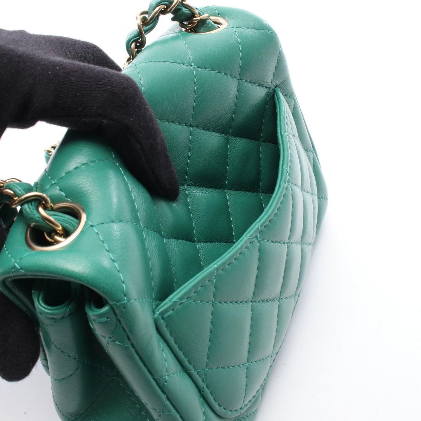 Chanel Shoulder Bag Mini Quilted Green Lambskin Chain — view 6
