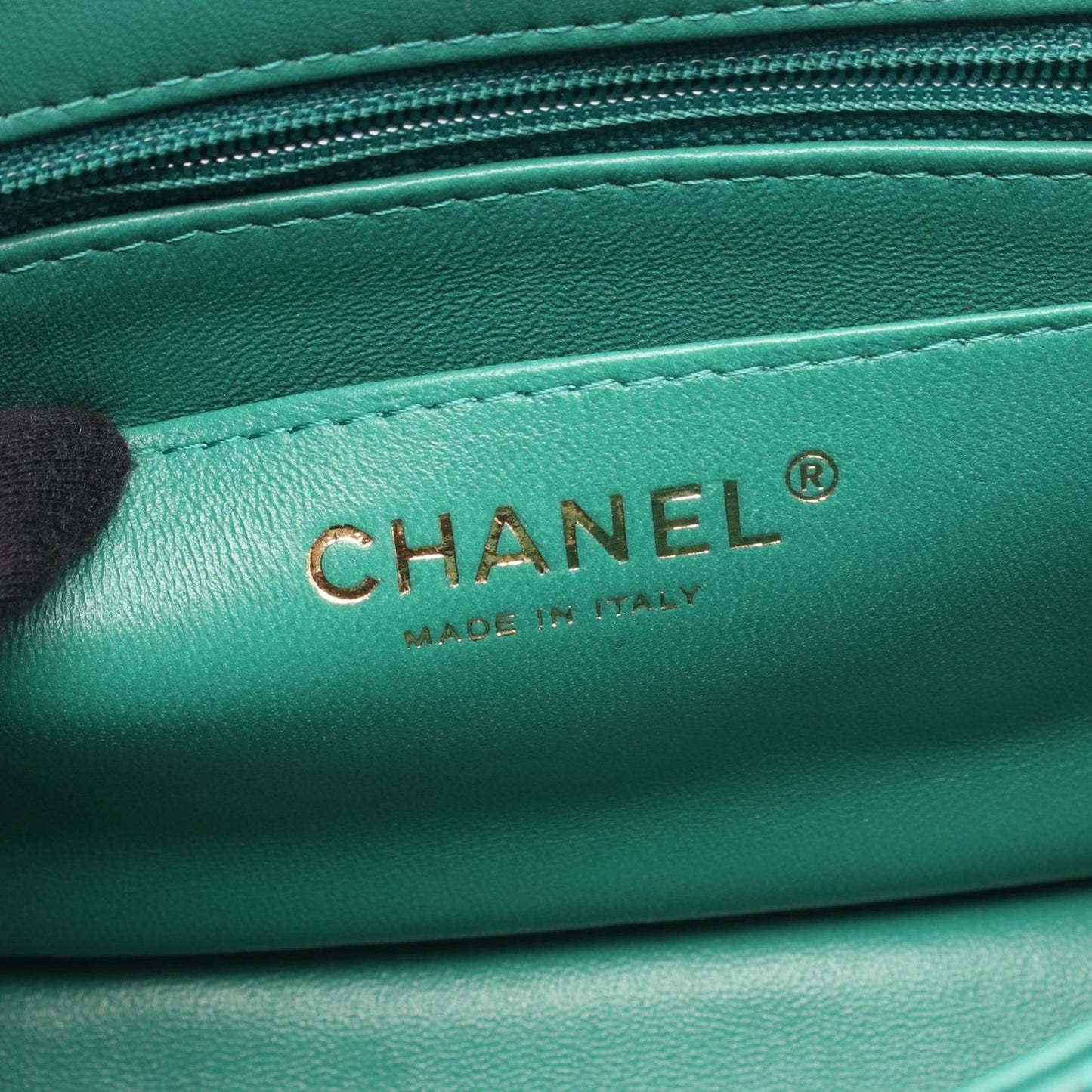 Chanel Shoulder Bag Mini Quilted Green Lambskin Chain — view 4