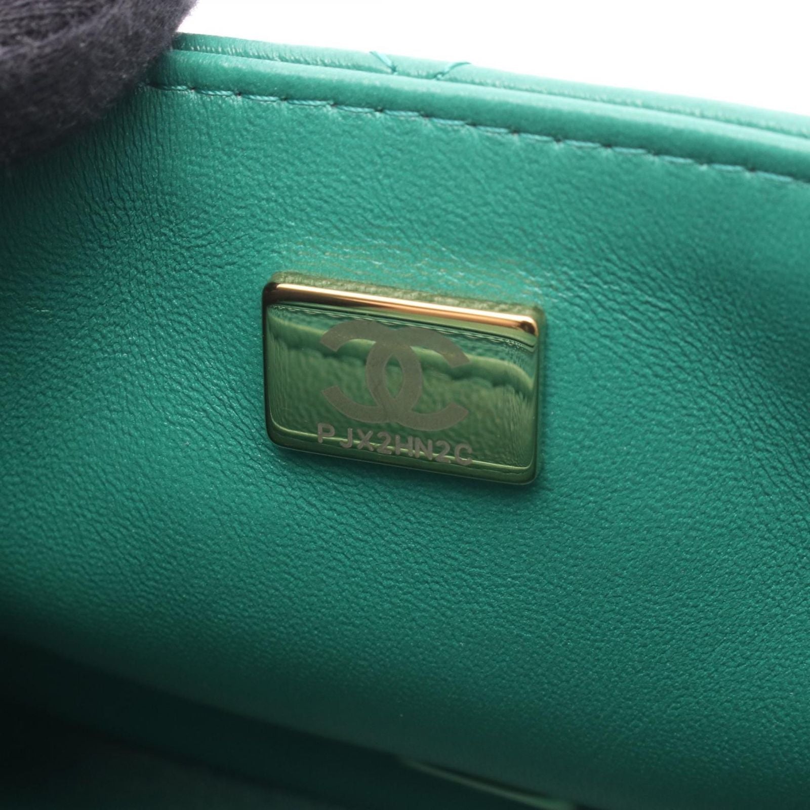 Chanel Shoulder Bag Mini Quilted Green Lambskin Chain — view 5