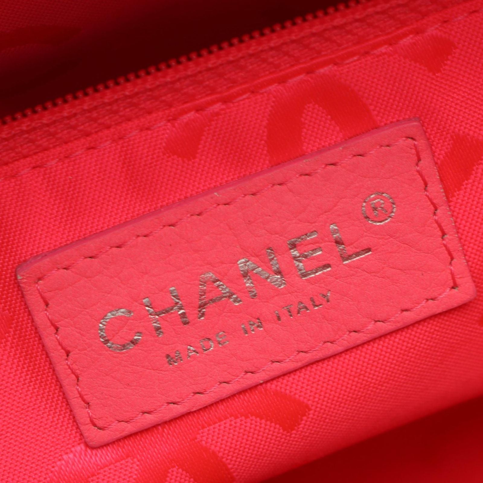 Chanel Tote Cambon Line Large Black Enamel Leather Patent — view 4