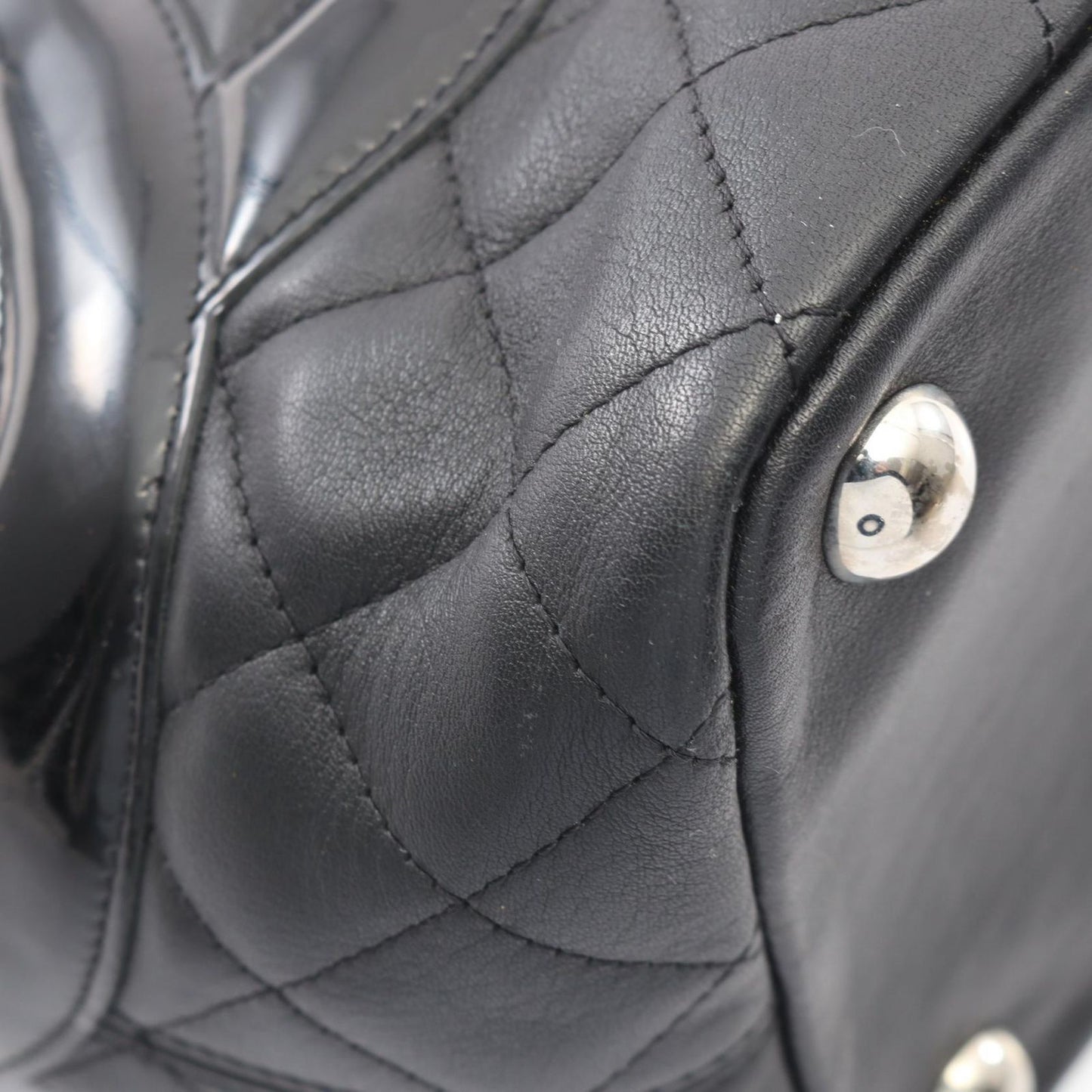 Chanel Tote Cambon Line Large Black Enamel Leather Patent — view 7