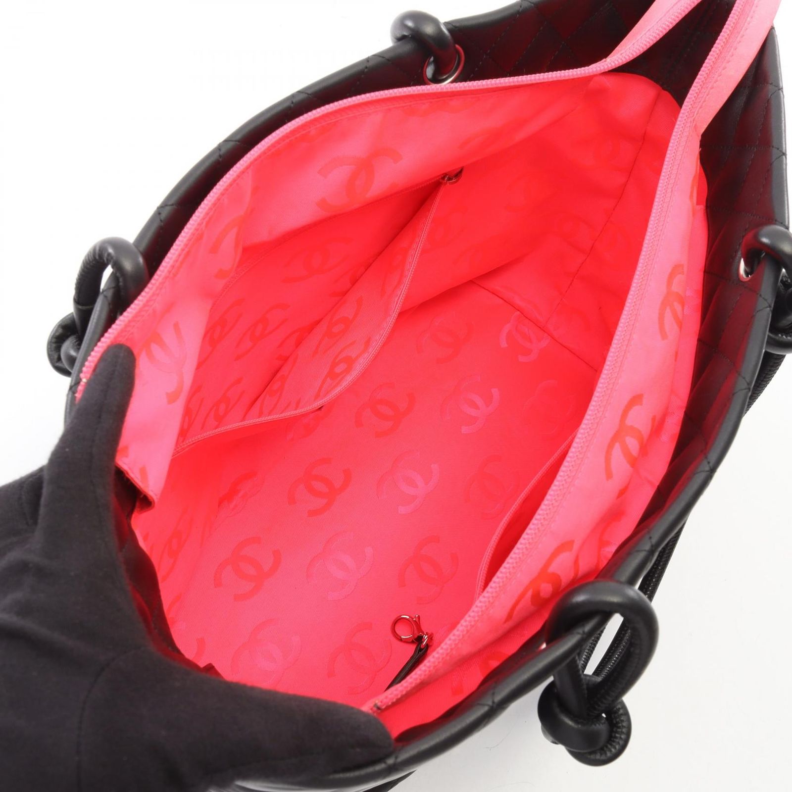 Chanel Tote Cambon Line Large Black Enamel Leather Patent — view 3