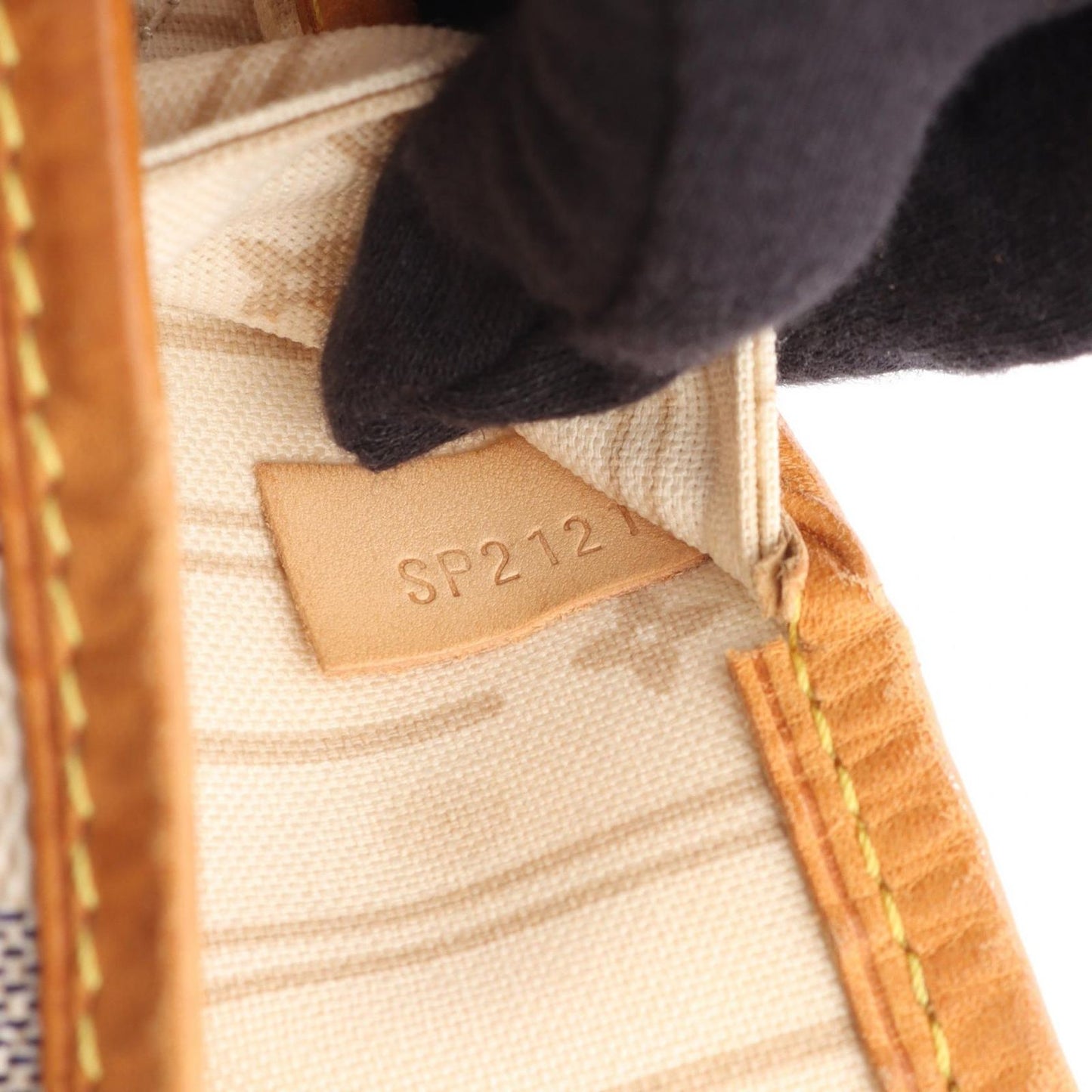 Louis Vuitton Tote Neverfull MM Damier Azur Canvas Leather — view 5