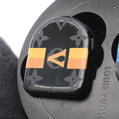 Louis Vuitton Horizon Stripe Eclipse Wireless Earphones Rubber Shoulder — view 5