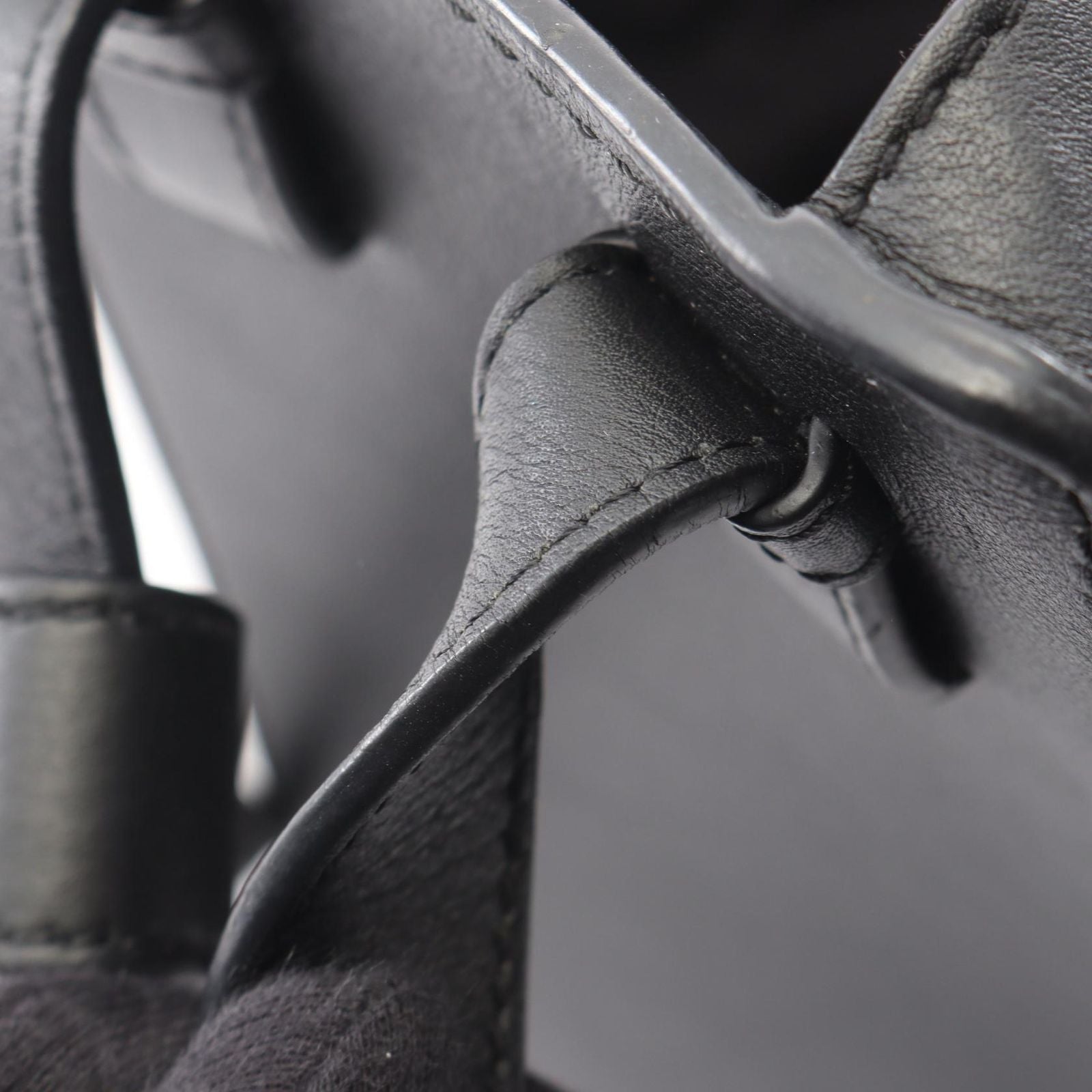 Loewe Handbag Hammock Small 2-Way Black Leather — view 8
