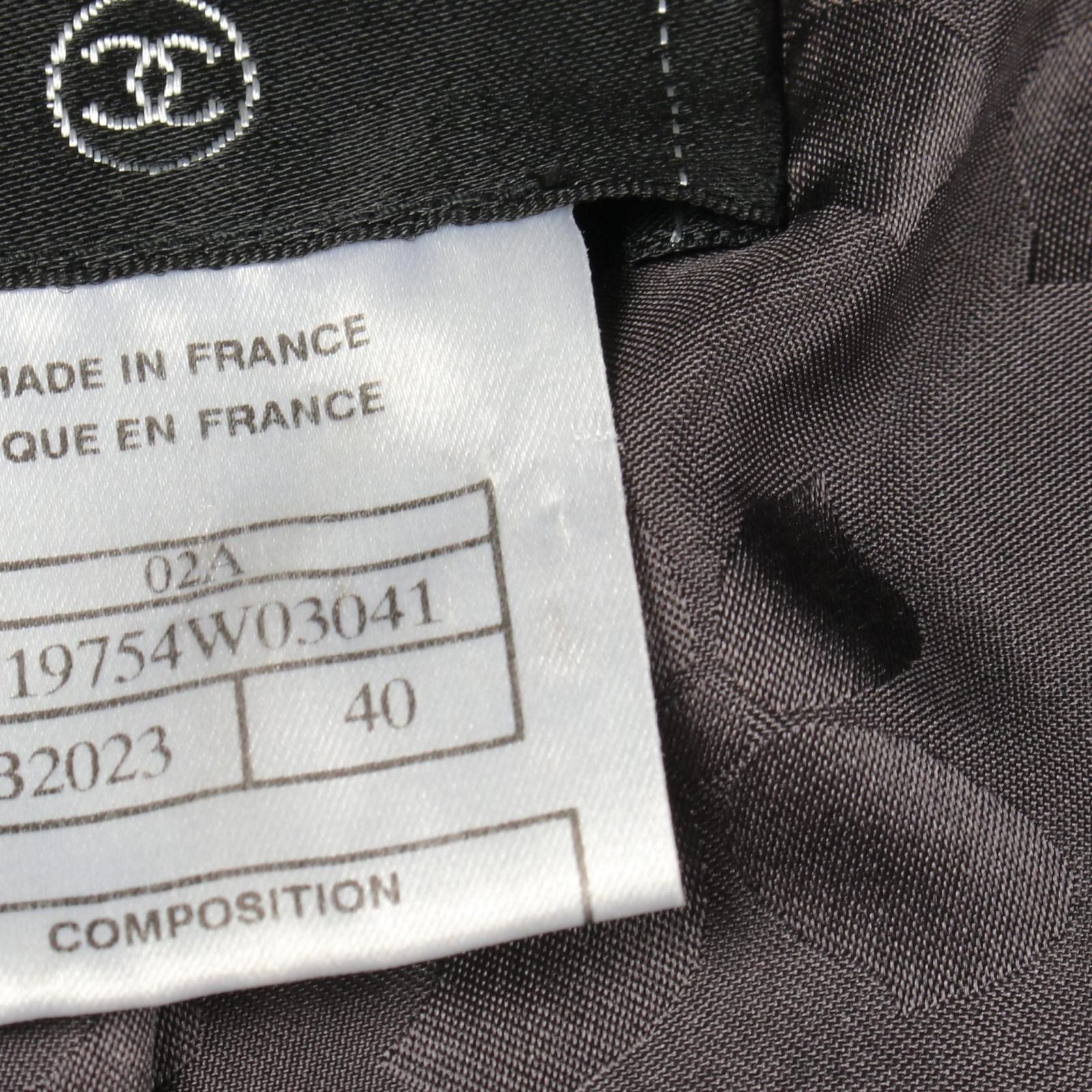 Chanel Vest CC Logo Zip Up Black Lambskin Leather — view 6