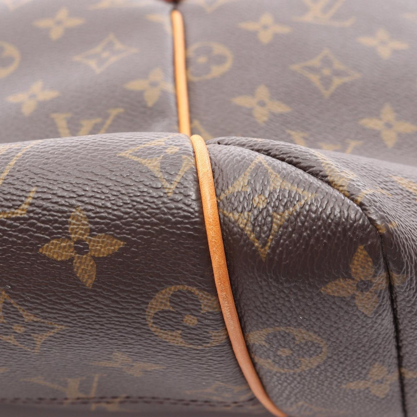 Louis Vuitton Tote Totally MM Canvas Leather — view 8