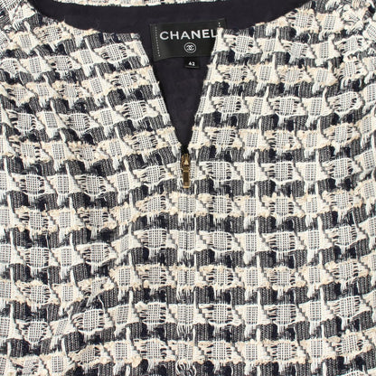 Chanel Dress with Belt All Over Pattern Tweed Short Sleeve Cotton — view 6