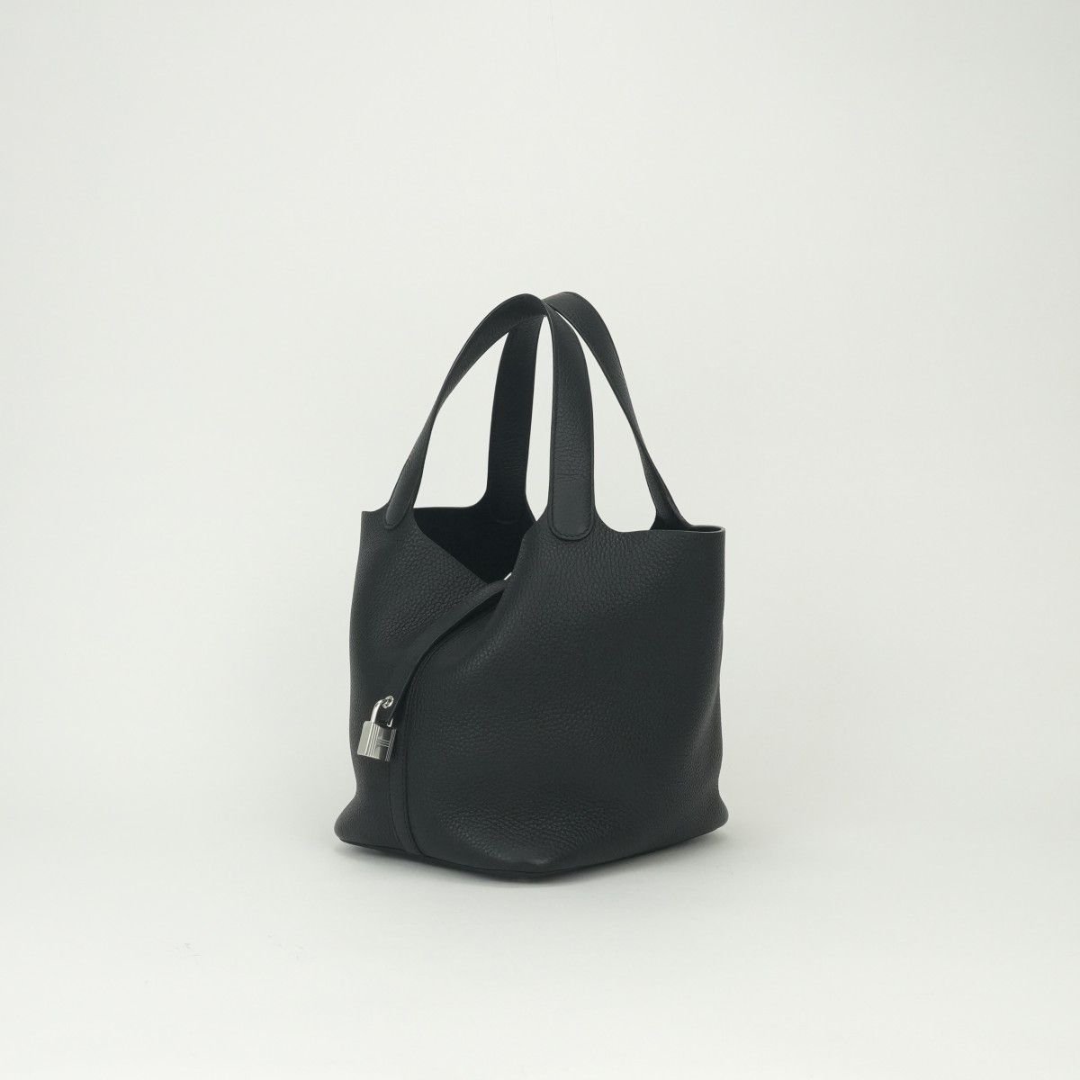 Hermes Picotin Lock MM 22 Tote Taurillon Clemence Noir Black Silver Handbag — view 2