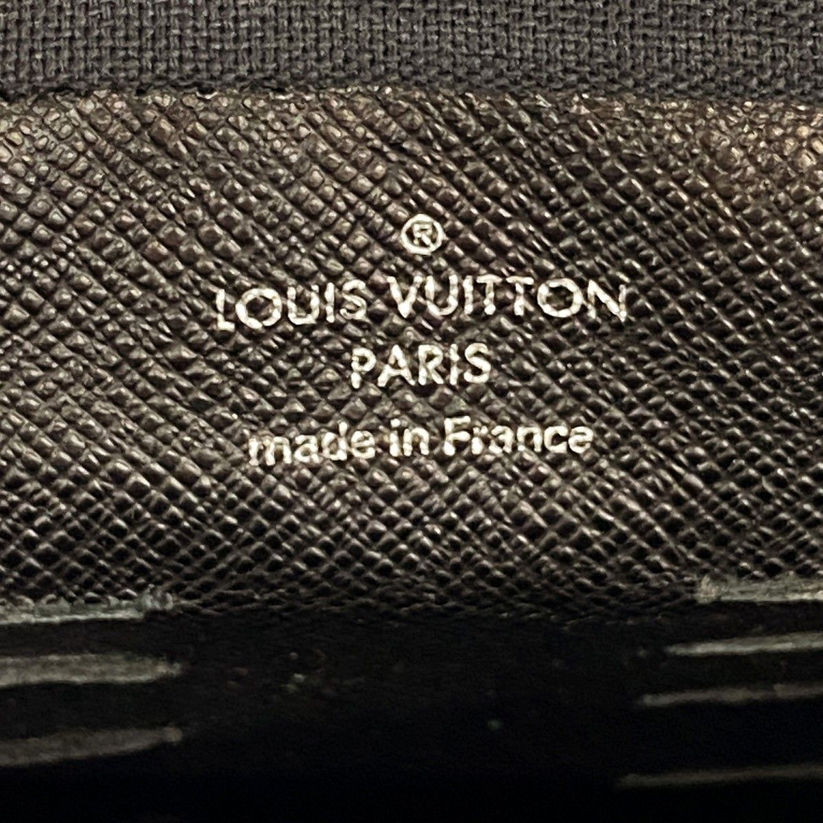 Louis Vuitton Clutch Taiga Pavel Ardoise — view 5