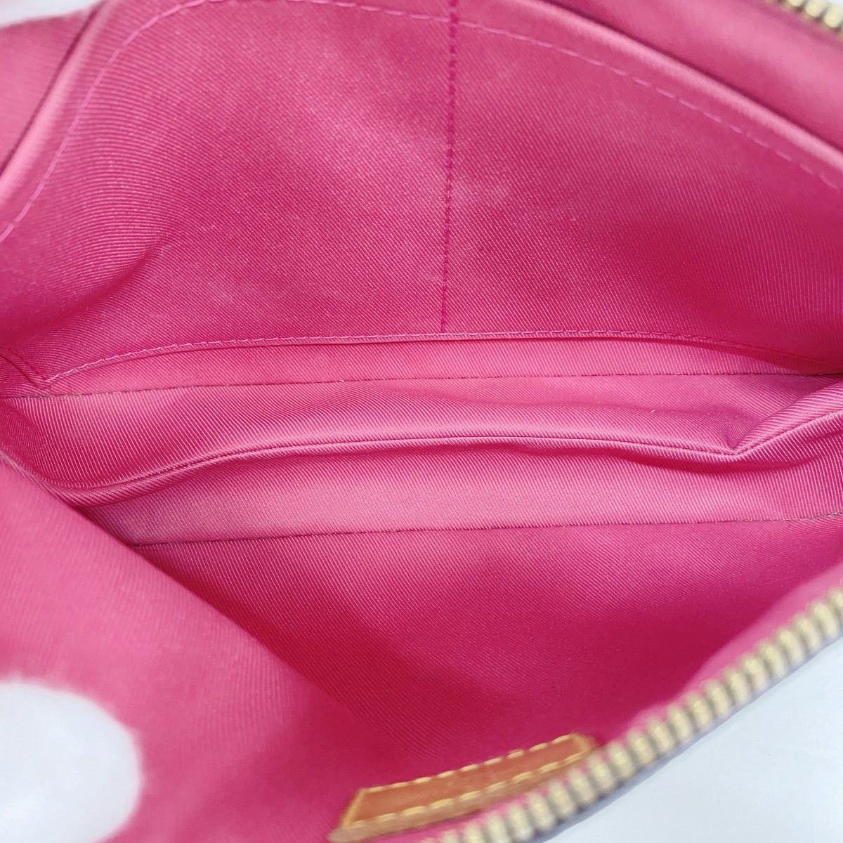 Louis Vuitton Shoulder Bag Monogram Loretta Brown Hot Pink — view 4