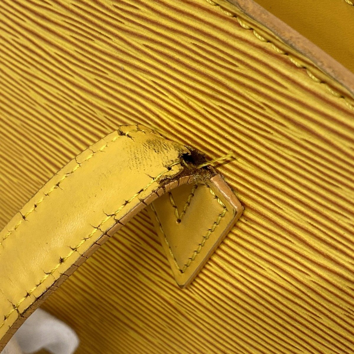 Louis Vuitton Handbag Epi Saint Jacques Jaune — view 6